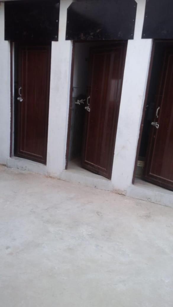 Nityanand Bed and Breakfast Allāhābād Junction Exteriör bild