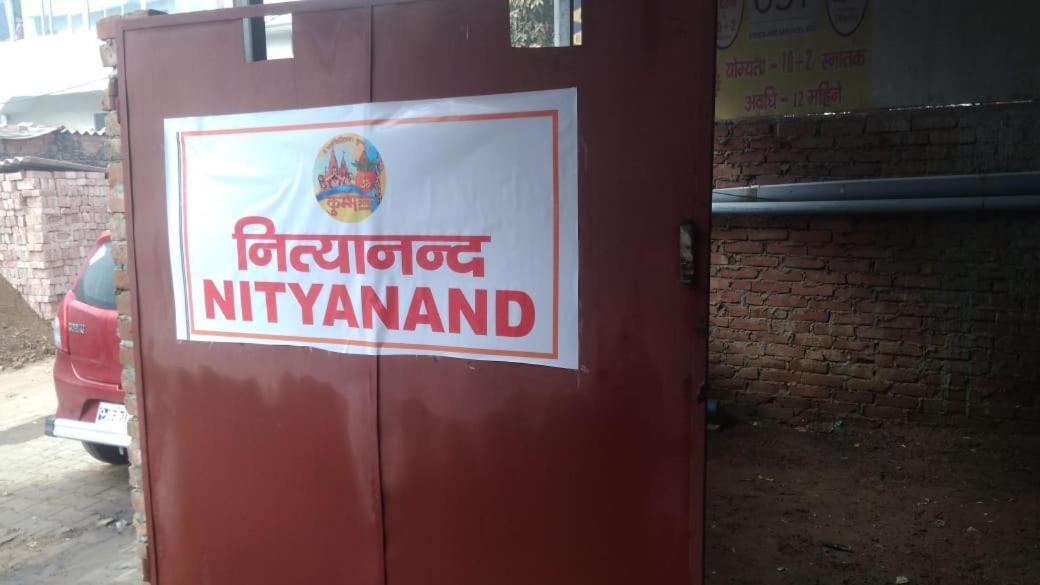 Nityanand Bed and Breakfast Allāhābād Junction Exteriör bild